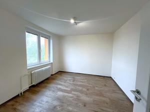 Pronájem bytu 2+1, Praha - Hloubětín, Zelenečská, 50 m2