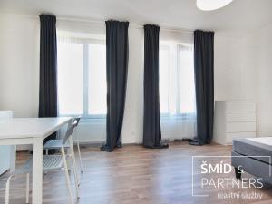 Pronájem bytu 1+kk, Kolín - Kolín III, Václavská, 28 m2