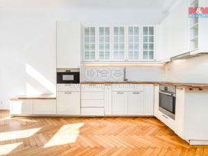 Prodej bytu 3+kk, Praha - Smíchov, U Santošky, 83 m2