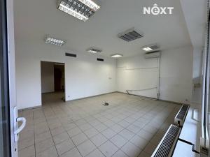 Prodej obchodního prostoru, Praha - Suchdol, Suchdolské náměstí, 58 m2