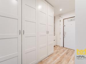 Pronájem bytu 2+kk, Praha - Horní Měcholupy, Milánská, 55 m2