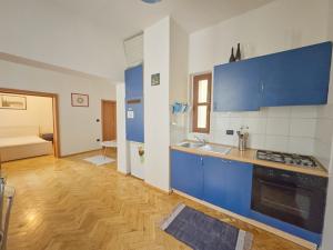 Pronájem bytu 2+kk, Praha - Nové Město, Ječná, 50 m2