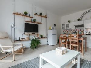 Pronájem bytu 2+kk, Praha - Dejvice, Lindleyova, 50 m2