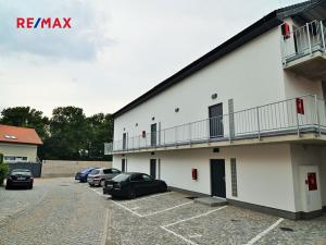 Prodej bytu 2+kk, Praha - Sobín, Hostivická, 50 m2