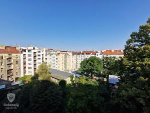 Pronájem bytu 2+kk, Praha - Bubeneč, Jaselská, 49 m2