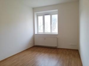 Pronájem bytu 1+1, Praha - Smíchov, Podbělohorská, 34 m2