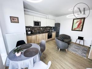 Pronájem bytu 2+kk, České Budějovice, Nádražní, 41 m2