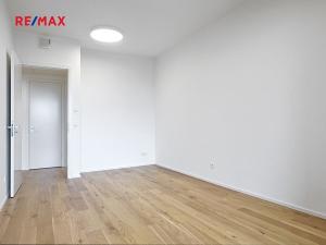 Pronájem bytu 2+kk, Praha - Smíchov, Podbělohorská, 62 m2