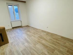 Prodej bytu 2+1, Jihlava, Palackého, 70 m2