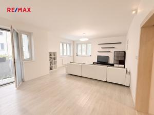 Pronájem bytu 3+kk, Praha - Michle, Na nivách, 130 m2