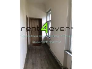 Pronájem bytu 2+kk, Praha - Nové Město, Na Slupi, 32 m2