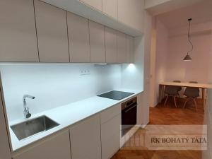 Pronájem bytu 2+kk, Praha - Karlín, 55 m2