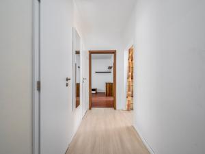 Pronájem bytu 3+1, Praha - Hlubočepy, Renoirova, 72 m2