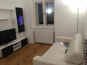 Pronájem bytu 2+kk, Praha - Nusle, Slavojova, 40 m2