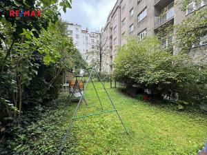 Prodej bytu 2+kk, Praha - Bubeneč, Zelená, 44 m2