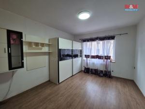 Prodej bytu 3+1, Beroun - Beroun-Zavadilka, Husova, 62 m2