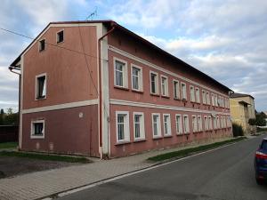 Pronájem bytu 1+kk, Dvůr Králové nad Labem, Bezručova