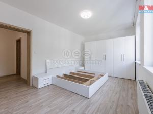 Prodej bytu 3+kk, Cheb, Břehnická, 90 m2