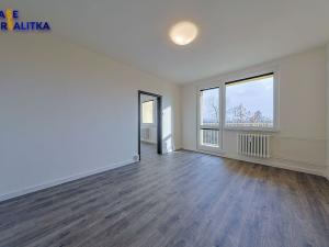 Pronájem bytu 2+1, Šternberk, Uničovská, 45 m2