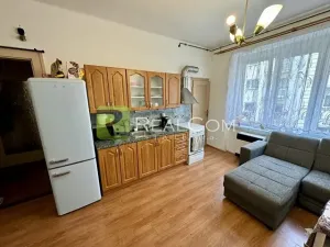 Pronájem bytu 2+kk, Praha - Smíchov, Na Neklance, 67 m2