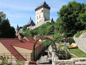 Prodej ubytování, Karlštejn, 287 m2