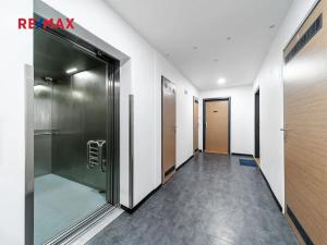 Prodej bytu 2+kk, Praha - Libeň, Rozšířená, 57 m2