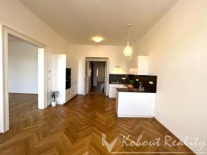 Pronájem bytu 3+kk, Praha - Vinohrady, Varšavská, 79 m2