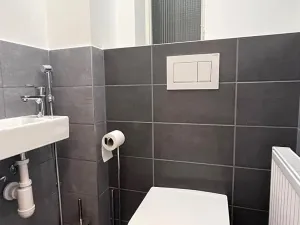 Pronájem bytu 3+kk, Praha - Vinohrady, Varšavská, 79 m2