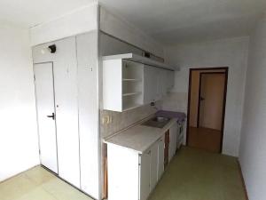 Prodej bytu 3+1, Studená, Komenského, 82 m2