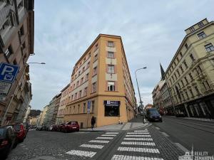 Pronájem bytu 3+1, Praha - Žižkov, Seifertova, 98 m2