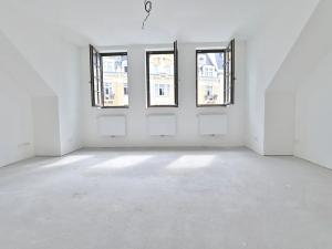 Prodej bytu 3+kk, Karlovy Vary, Zámecký vrch, 102 m2