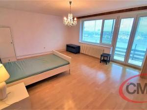 Pronájem bytu 2+kk, Praha - Smíchov, Pod Kesnerkou, 60 m2