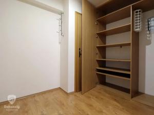 Pronájem bytu 2+kk, Praha, U pramene, 49 m2