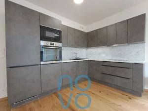 Pronájem bytu 2+kk, Praha - Modřany, Kolmanova, 49 m2