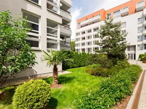 Pronájem bytu 1+kk, Praha - Nové Město, Na slupi, 52 m2