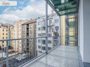 Pronájem bytu 2+kk, Praha - Vinohrady, Laubova, 74 m2