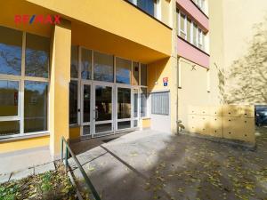 Prodej bytu 3+kk, Praha - Bohnice, Hlivická, 72 m2