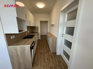 Pronájem bytu 3+1, České Budějovice, J. K. Chmelenského, 63 m2