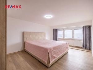 Pronájem bytu 4+kk, Praha - Modřany, Plovdivská, 82 m2