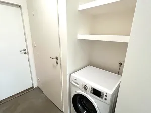 Pronájem bytu 1+kk, Praha - Radotín, Vrážská, 28 m2