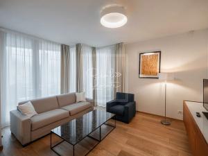 Pronájem bytu 2+kk, Praha - Smíchov, 180 m2