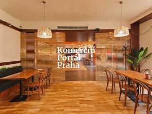 Pronájem restaurace, Praha - Stodůlky, Šostakovičovo náměstí, 670 m2