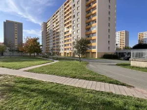 Prodej bytu 2+1, Hradec Králové, třída Edvarda Beneše, 78 m2