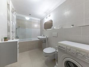 Pronájem bytu 1+kk, Praha - Háje, Loosova, 43 m2