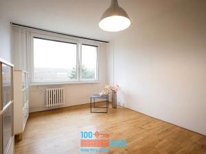 Pronájem bytu 2+kk, Praha - Smíchov, Na pláni, 45 m2