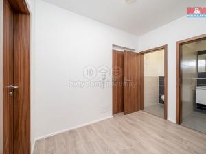 Prodej bytu 2+kk, Olomouc - Slavonín, Topolová, 58 m2