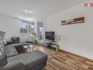 Prodej bytu 2+kk, Praha - Prosek, Kytlická, 52 m2