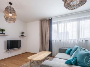 Pronájem bytu 2+kk, Praha - Holešovice, Dělnická, 60 m2