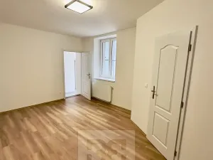 Pronájem bytu 3+kk, Praha - Smíchov, Na Provaznici, 74 m2