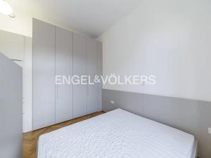 Pronájem bytu 1+kk, Praha - Žižkov, Seifertova, 32 m2